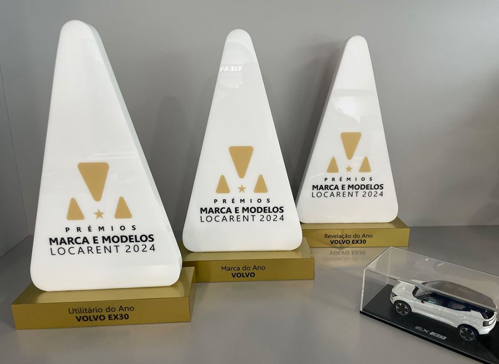 marca modelos ano locarent